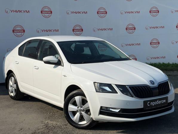 Skoda Octavia III (A7) Рестайлинг с пробегом 2019 года, цена 1 629 000 рублей, 264776 км, лифтбек, Автокод Объявления