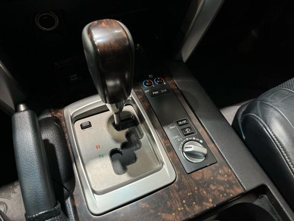 Toyota Land Cruiser 200 Series Рестайлинг 1 с пробегом 2013 года, цена 3 500 000 рублей, 252026 км, внедорожник, Автокод Объявления