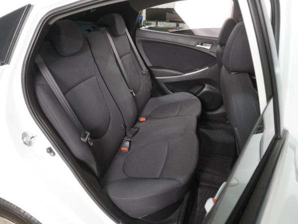 Hyundai Solaris I Рестайлинг с пробегом 2014 года, цена 1 055 000 рублей, 188721 км, седан, Автокод Объявления