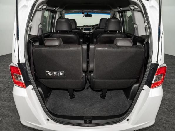 Honda Freed I Рестайлинг 2 с пробегом 2016 года, цена 1 250 000 рублей, 100029 км, компактвэн, Автокод Объявления