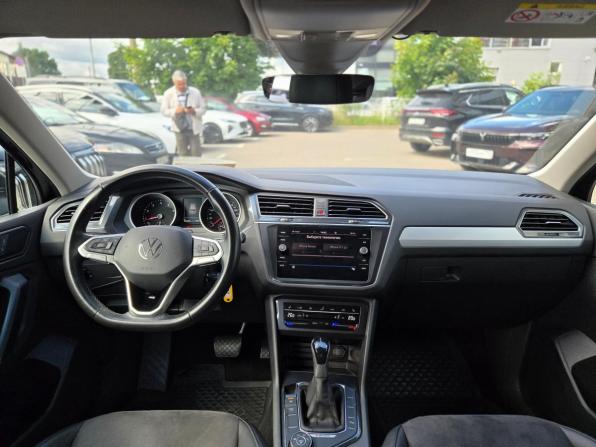 Volkswagen Tiguan II Рестайлинг с пробегом 2021 года, цена 2 599 000 рублей, 168000 км, внедорожник, Автокод Объявления