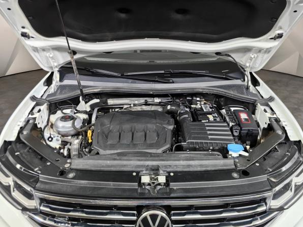 Volkswagen Tiguan II Рестайлинг с пробегом 2022 года, цена 3 877 000 рублей, 82368 км, внедорожник, Автокод Объявления