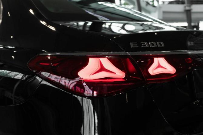 Новый Mercedes-Benz E-Класс VI (W214 S214) 2025 года, цена 8 750 000 рублей, седан, Автокод Объявления