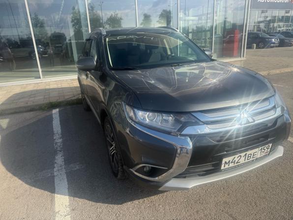 Mitsubishi Outlander III Рестайлинг 3 с пробегом 2018 года, цена 2 099 000 рублей, 142006 км, внедорожник, Автокод Объявления