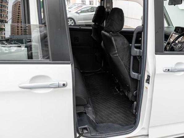 Toyota Tank I с пробегом 2019 года, цена 1 298 000 рублей, 76348 км, микровэн, Автокод Объявления