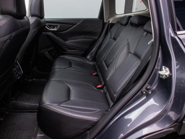 Subaru Forester V Рестайлинг с пробегом 2022 года, цена 3 900 000 рублей, 52455 км, внедорожник, Автокод Объявления