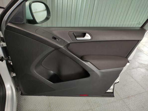 Volkswagen Tiguan I Рестайлинг с пробегом 2014 года, цена 1 255 000 рублей, 131200 км, внедорожник, Автокод Объявления