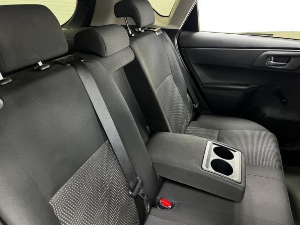 Toyota Auris II с пробегом 2013 года, цена 1 099 000 рублей, 179650 км, хэтчбек, Автокод Объявления