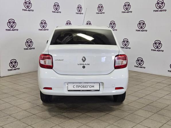 Renault Logan II Рестайлинг с пробегом 2018 года, цена 822 000 рублей, 112478 км, седан, Автокод Объявления