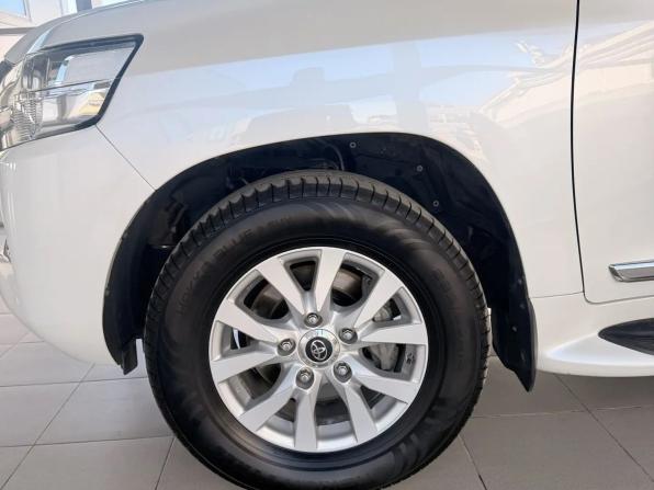 Toyota Land Cruiser 200 Series Рестайлинг 2 с пробегом 2016 года, цена 6 450 000 рублей, 172000 км, внедорожник, Автокод Объявления