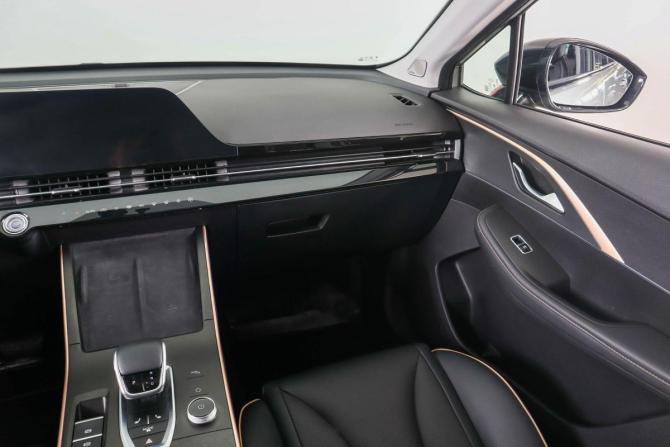 Omoda C5 I с пробегом 2023 года, цена 1 899 000 рублей, 28000 км, внедорожник, Автокод Объявления