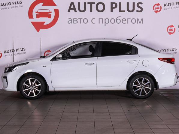 Kia Rio IV с пробегом 2017 года, цена 1 348 000 рублей, 123200 км, седан, Автокод Объявления