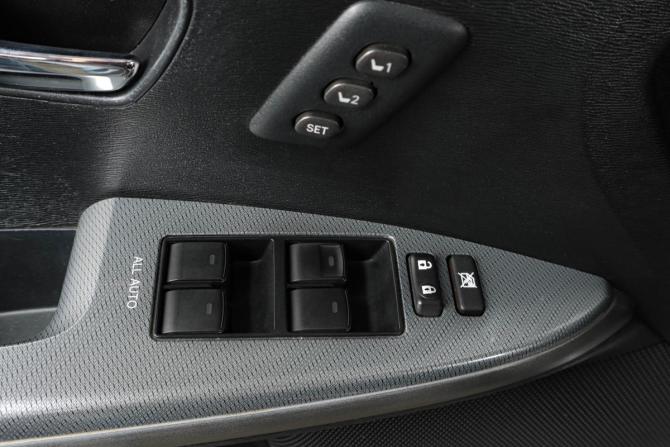 Toyota Venza I с пробегом 2014 года, цена 2 479 000 рублей, 132000 км, внедорожник, Автокод Объявления