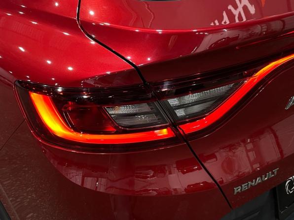 Renault Arkana I с пробегом 2019 года, цена 1 380 000 рублей, 145646 км, внедорожник, Автокод Объявления