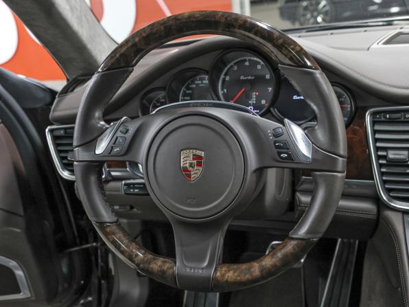 Porsche Panamera I Рестайлинг с пробегом 2013 года, цена 3 998 000 рублей, 131331 км, лифтбек, Автокод Объявления