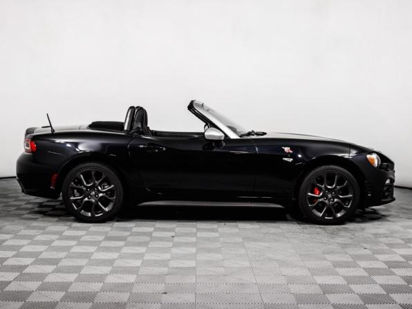 Fiat 124 Spider I с пробегом 2017 года, цена 3 118 500 рублей, 63965 км, родстер, Автокод Объявления