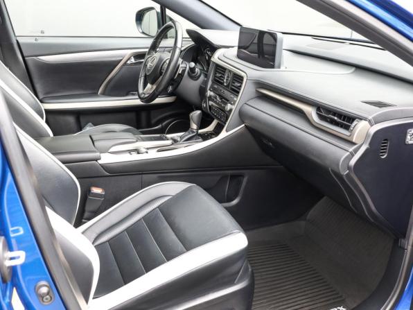Lexus RX IV Рестайлинг с пробегом 2019 года, цена 4 600 000 рублей, 239800 км, внедорожник, Автокод Объявления
