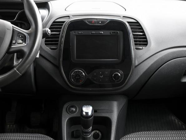 Renault Kaptur I с пробегом 2019 года, цена 1 349 000 рублей, 110280 км, внедорожник, Автокод Объявления