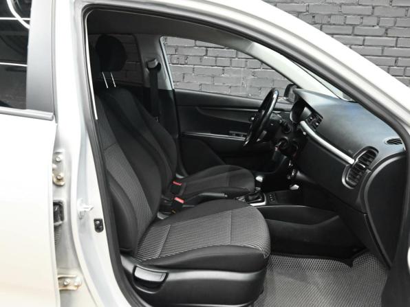 Kia Rio IV с пробегом 2018 года, цена 1 430 000 рублей, 127998 км, седан, Автокод Объявления