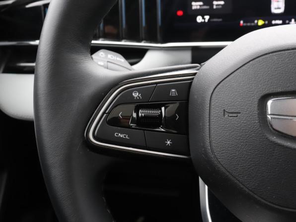 Geely Atlas II с пробегом 2024 года, цена 2 870 000 рублей, 20764 км, внедорожник, Автокод Объявления