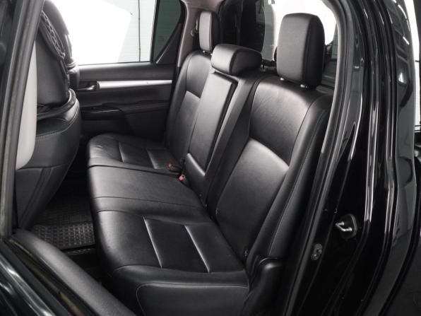 Toyota Hilux VIII с пробегом 2017 года, цена 3 399 000 рублей, 187501 км, offers.body_type.unknown, Автокод Объявления