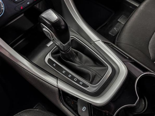 Ford Mondeo V с пробегом 2016 года, цена 1 560 000 рублей, 117796 км, седан, Автокод Объявления