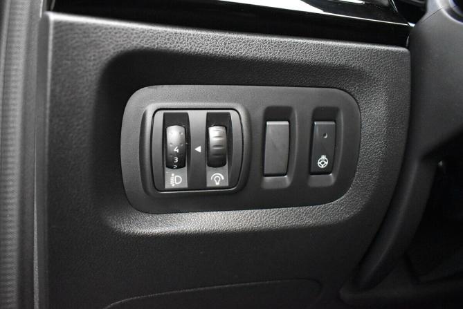 Renault Kaptur I Рестайлинг с пробегом 2021 года, цена 1 480 000 рублей, 113403 км, внедорожник, Автокод Объявления