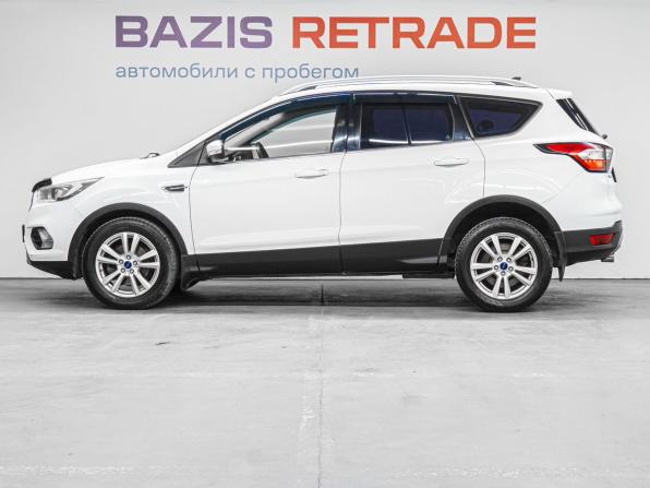 Ford Kuga II Рестайлинг с пробегом 2017 года, цена 1 839 000 рублей, 187457 км, внедорожник, Автокод Объявления