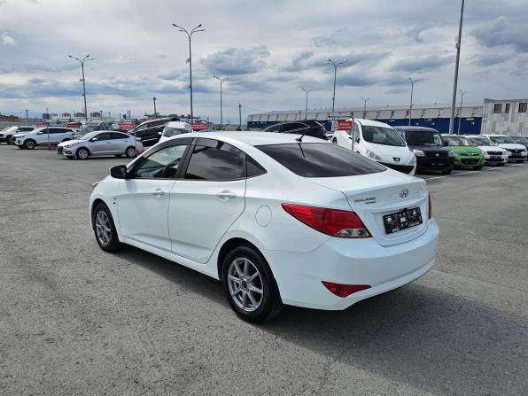 Hyundai Solaris I Рестайлинг с пробегом 2016 года, цена 864 995 рублей, 249268 км, седан, Автокод Объявления
