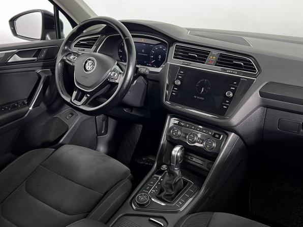 Volkswagen Tiguan II с пробегом 2017 года, цена 2 150 000 рублей, 217000 км, внедорожник, Автокод Объявления