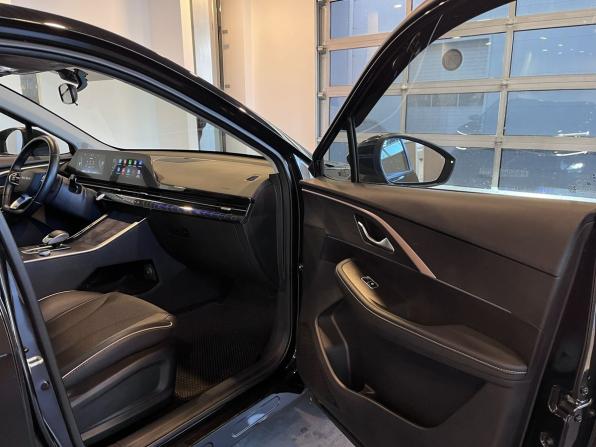 Omoda C5 I с пробегом 2023 года, цена 1 450 000 рублей, 99174 км, внедорожник, Автокод Объявления