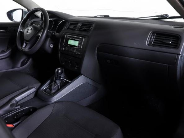 Volkswagen Jetta VI Рестайлинг с пробегом 2015 года, цена 950 000 рублей, 213279 км, седан, Автокод Объявления