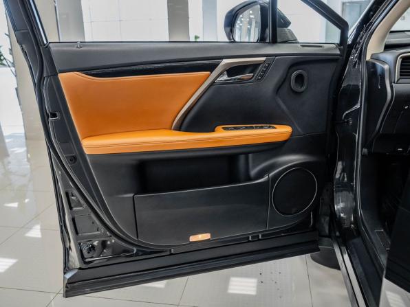 Lexus RX IV Рестайлинг с пробегом 2020 года, цена 4 180 000 рублей, 179577 км, внедорожник, Автокод Объявления