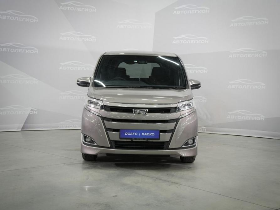 Toyota Noah III (R80) Рестайлинг Новосибирск  - изображение 3