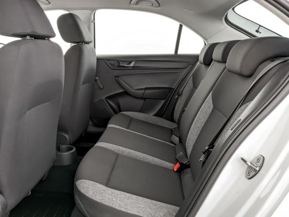 Skoda Rapid II с пробегом 2021 года, цена 1 355 000 рублей, 131058 км, лифтбек, Автокод Объявления