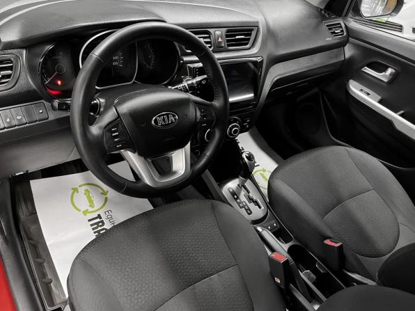 Kia Rio III с пробегом 2014 года, цена 820 000 рублей, 251612 км, хэтчбек, Автокод Объявления