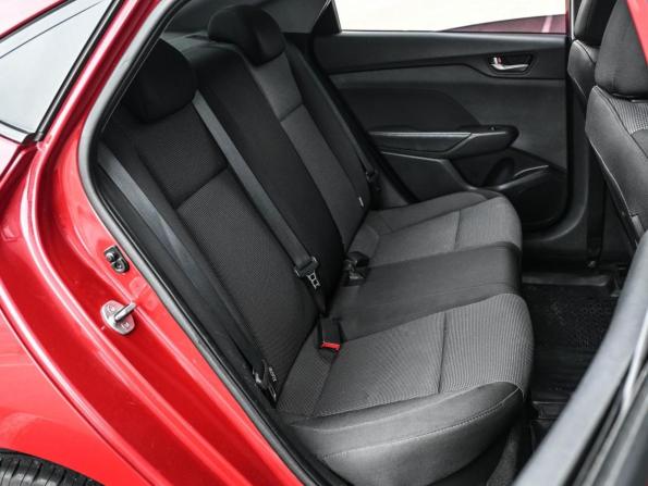 Hyundai Solaris II с пробегом 2018 года, цена 1 164 000 рублей, 170117 км, седан, Автокод Объявления