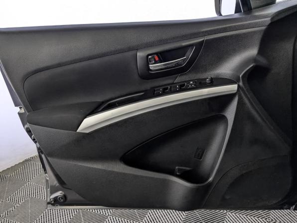 Suzuki SX4 II (S-Cross) с пробегом 2014 года, цена 960 000 рублей, 218816 км, хэтчбек, Автокод Объявления