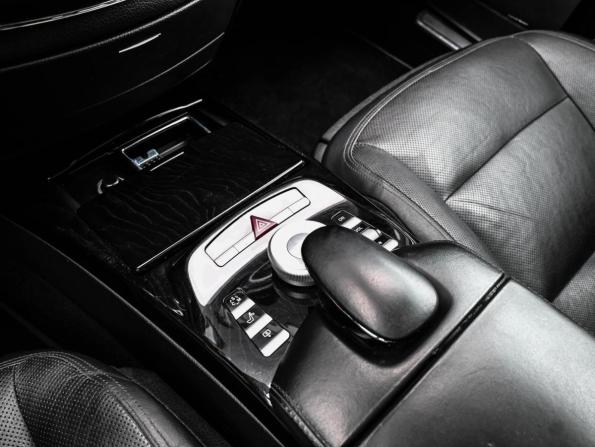 Mercedes-Benz S-Класс V (W221) Рестайлинг с пробегом 2010 года, цена 1 234 000 рублей, 212216 км, седан, Автокод Объявления