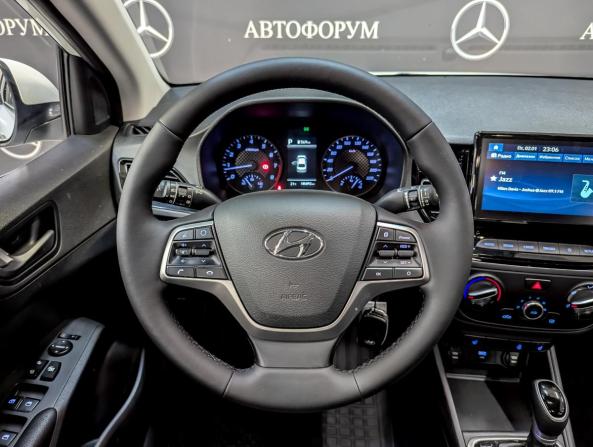 Hyundai Solaris II Рестайлинг с пробегом 2021 года, цена 1 190 000 рублей, 185886 км, седан, Автокод Объявления