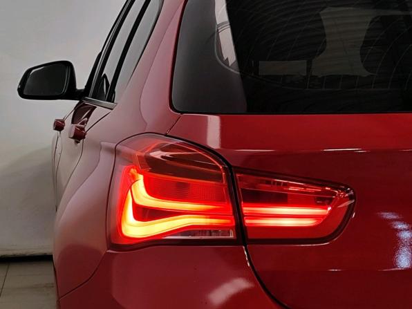 BMW 1 серии II (F20/F21) Рестайлинг 2 с пробегом 2018 года, цена 1 789 000 рублей, 144825 км, хэтчбек, Автокод Объявления