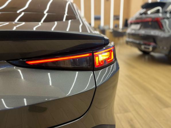 Changan Lamore с пробегом 2024 года, цена 1 849 000 рублей, 34000 км, седан, Автокод Объявления