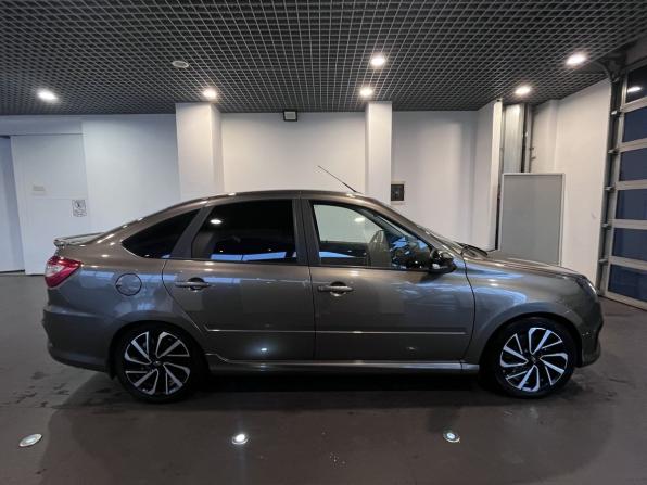 Lada (ВАЗ) Granta I Рестайлинг с пробегом 2024 года, цена 1 370 000 рублей, 37076 км, лифтбек, Автокод Объявления