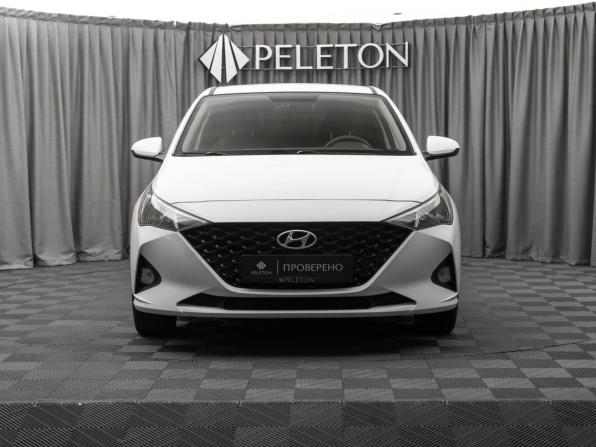 Hyundai Solaris II Рестайлинг с пробегом 2022 года, цена 1 720 000 рублей, 79128 км, седан, Автокод Объявления
