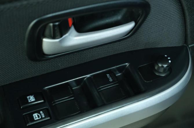 Suzuki Grand Vitara II Рестайлинг с пробегом 2010 года, цена 1 129 000 рублей, 205300 км, внедорожник, Автокод Объявления