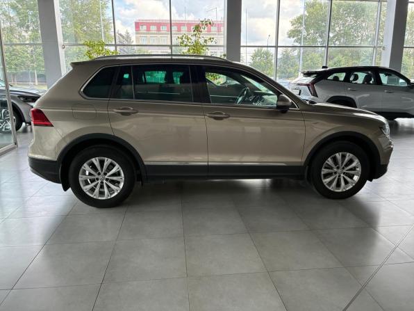 Volkswagen Tiguan II с пробегом 2017 года, цена 2 695 000 рублей, 99000 км, внедорожник, Автокод Объявления