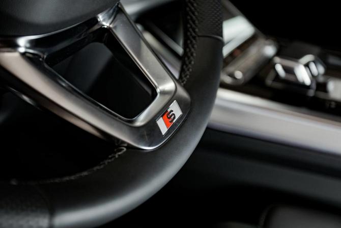Новый Audi Q8 I (4M) Рестайлинг 2025 года, цена 14 642 270 рублей, внедорожник, Автокод Объявления