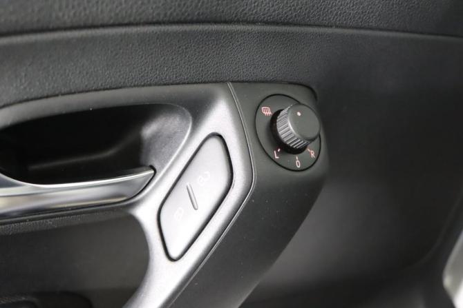 Volkswagen Polo V Рестайлинг с пробегом 2018 года, цена 1 349 990 рублей, 87458 км, седан, Автокод Объявления