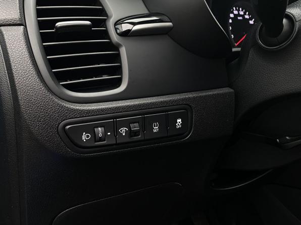 Kia Rio IV с пробегом 2019 года, цена 1 449 000 рублей, 91313 км, хэтчбек, Автокод Объявления