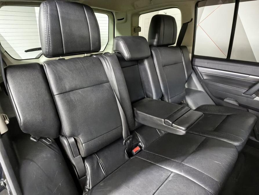 Mitsubishi Pajero IV Рестайлинг 1 Москва  - изображение 17